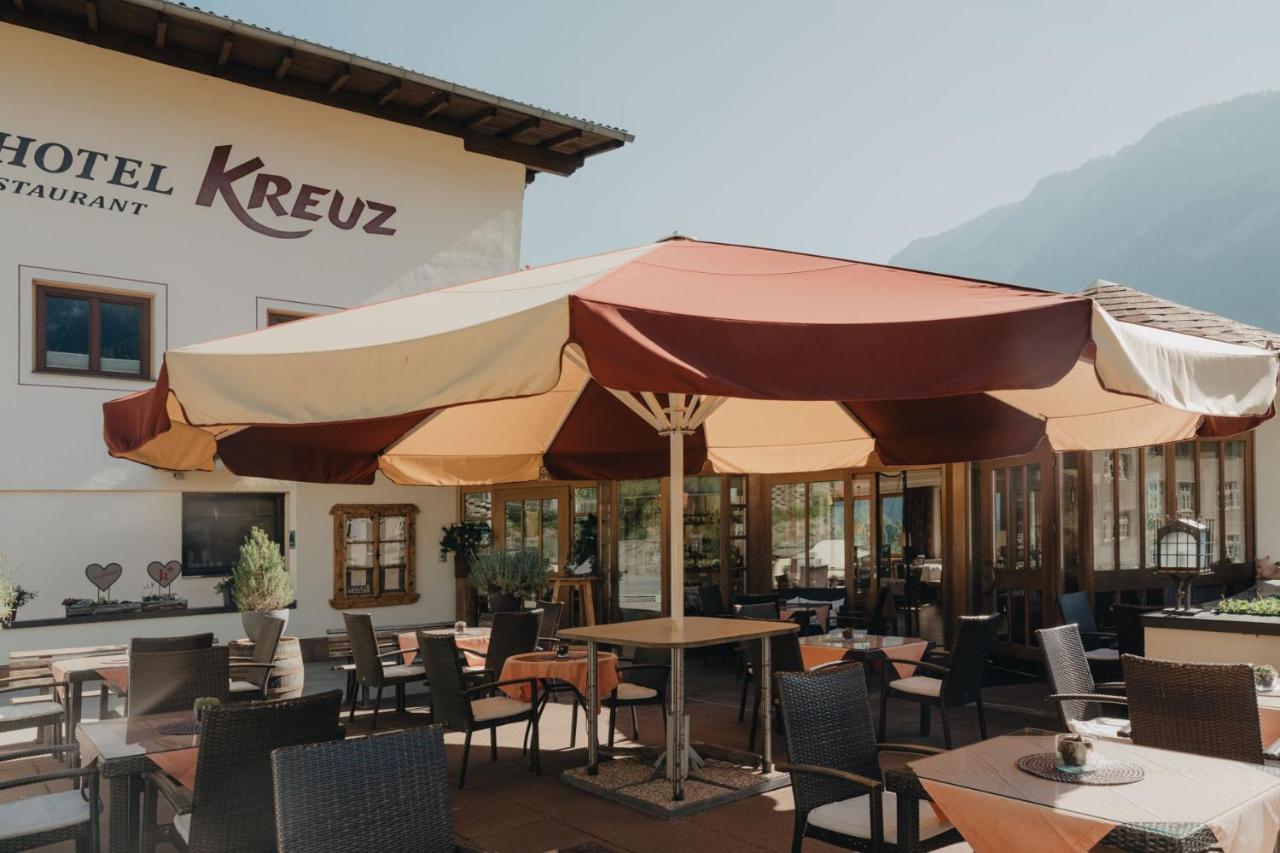 Hotel Kreuz Pfunds Exterior photo